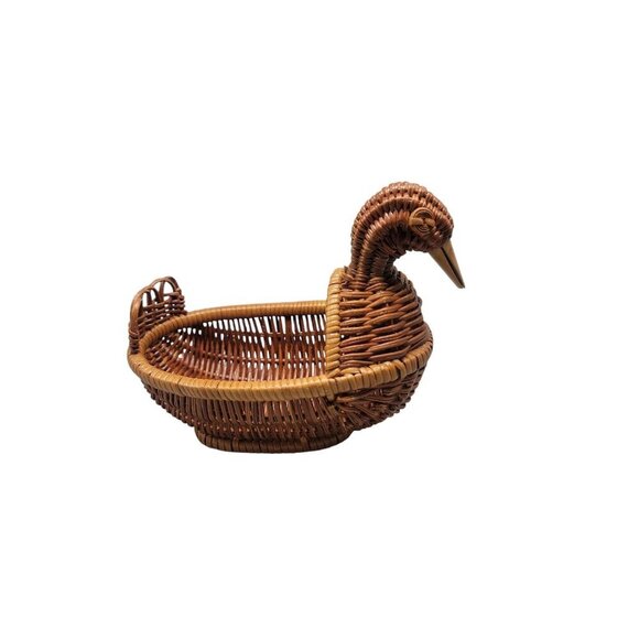 Small Wicker Duck Basket Table Top Centet Piece Brown Woven Duckling Design - Picture 7 of 10